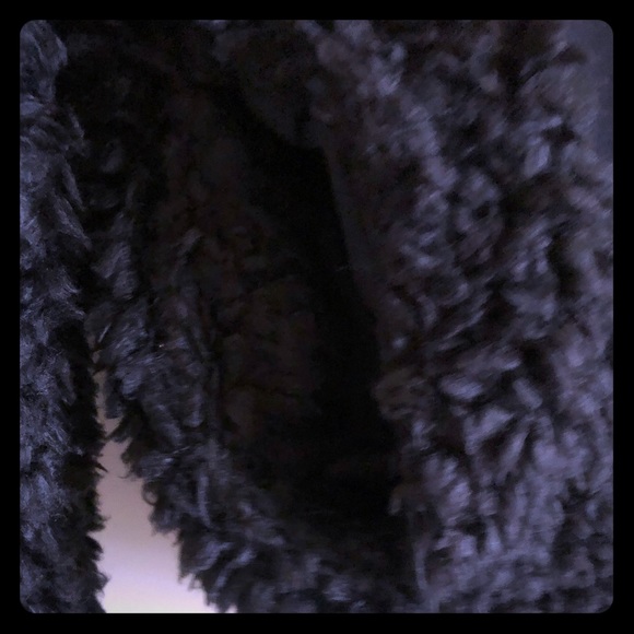 🎉HP🎉 [H&M] Faux Fur Fuzzy Jacket - Picture 6 of 6